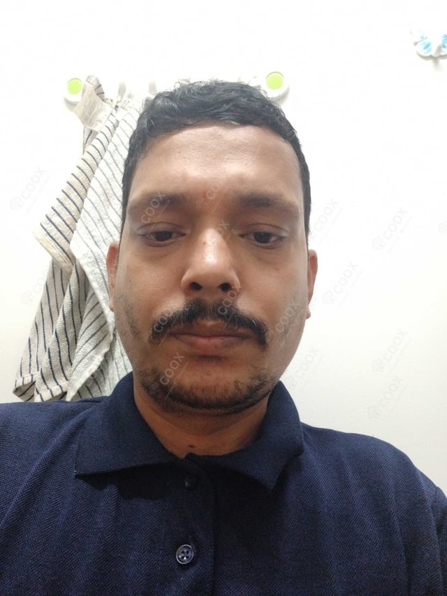 Chef from COOX at bookings. Professional cooks chefs at home