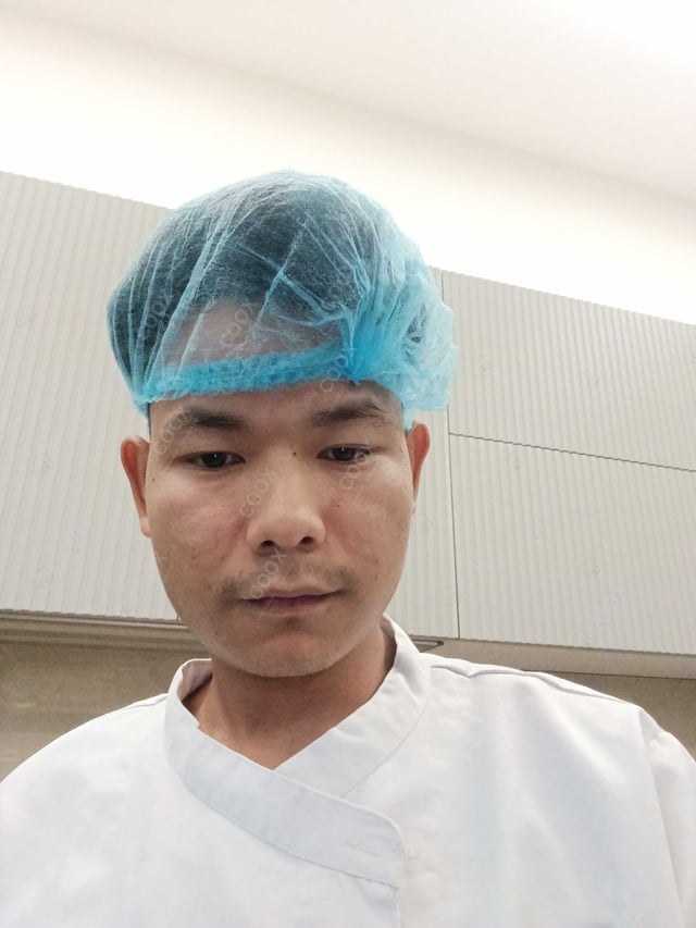 Chef from COOX at bookings. Professional cooks chefs at home