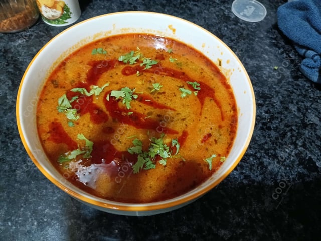 Tasty Aloo Rasedar cooked by COOX chefs cooks during occasions parties events at home