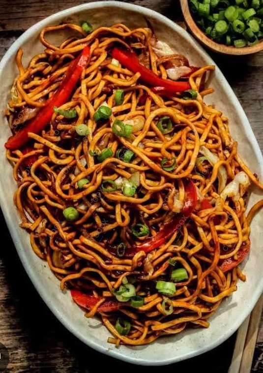 Delicious Veg Hakka Noodles prepared by COOX