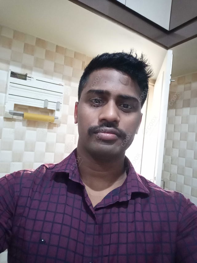 Chef from COOX at bookings. Professional cooks chefs at home