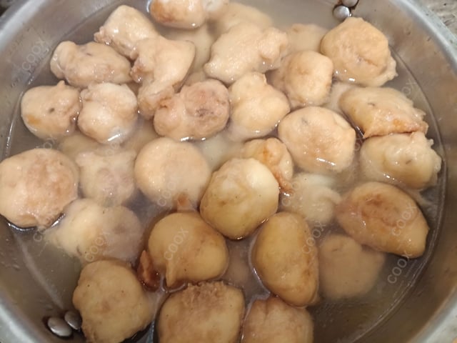 Delicious Dahi Bhalla prepared by COOX