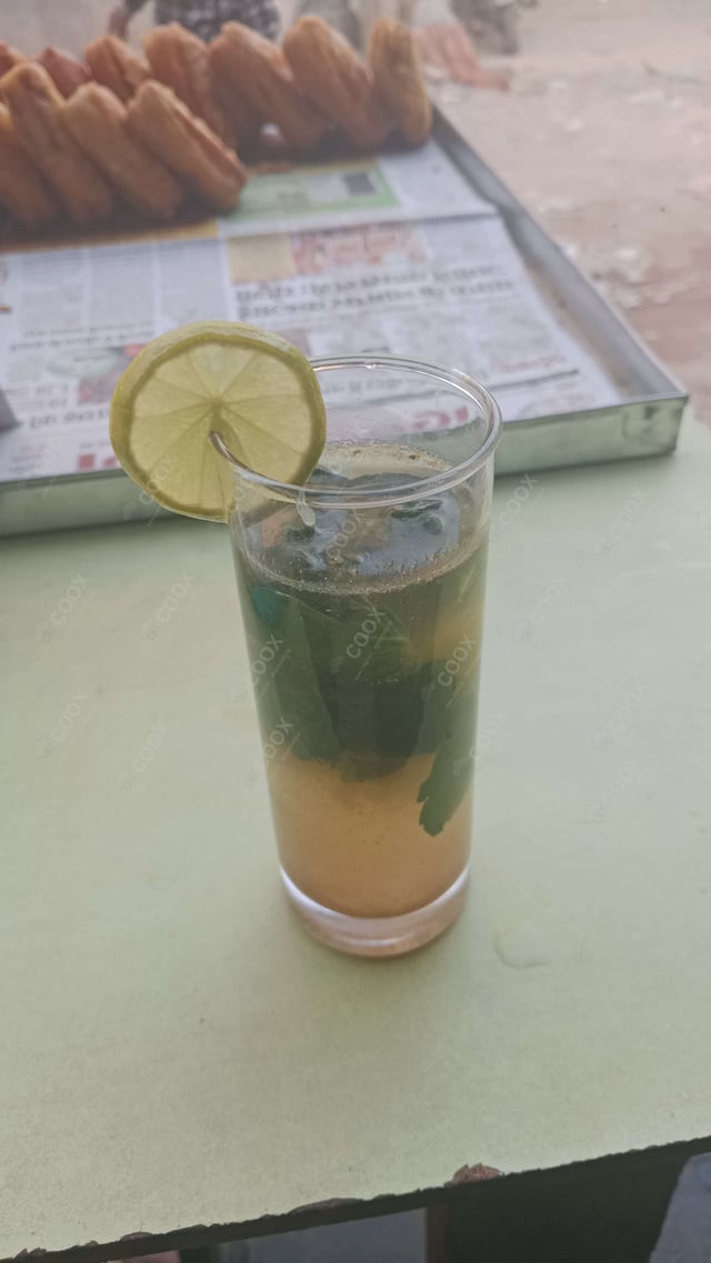 Tasty Chocolate Milkshake cooked by COOX chefs cooks during occasions parties events at home