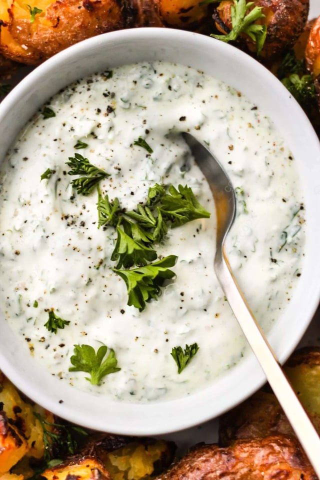 Delicious Yogurt Parsley Dip prepared by COOX