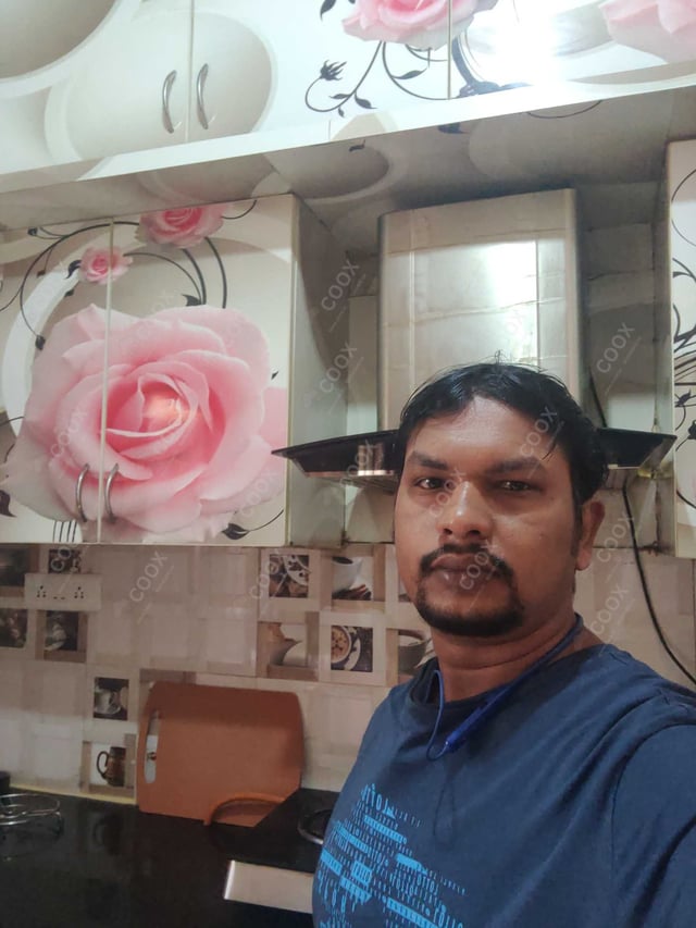 Chef from COOX at bookings. Professional cooks chefs at home