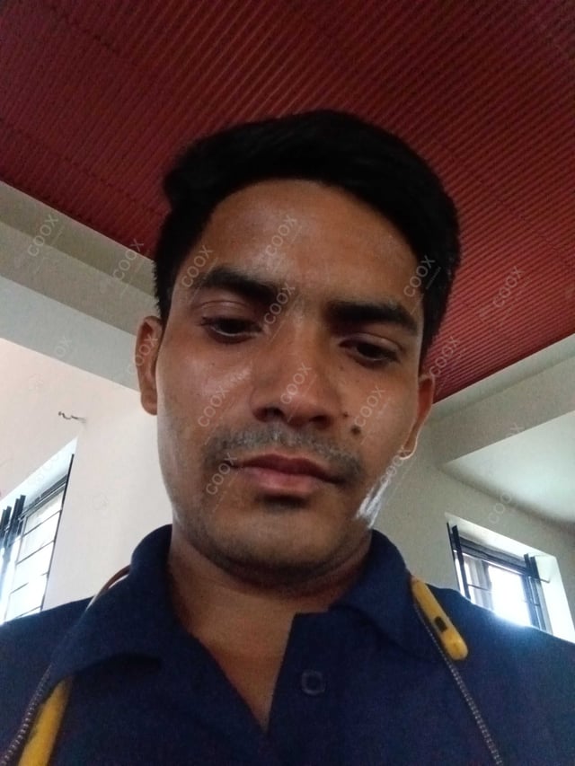 Chef from COOX at bookings. Professional cooks chefs at home