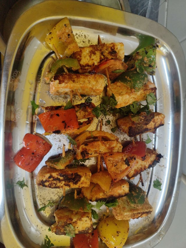 Delicious Paneer Tikka prepared by COOX