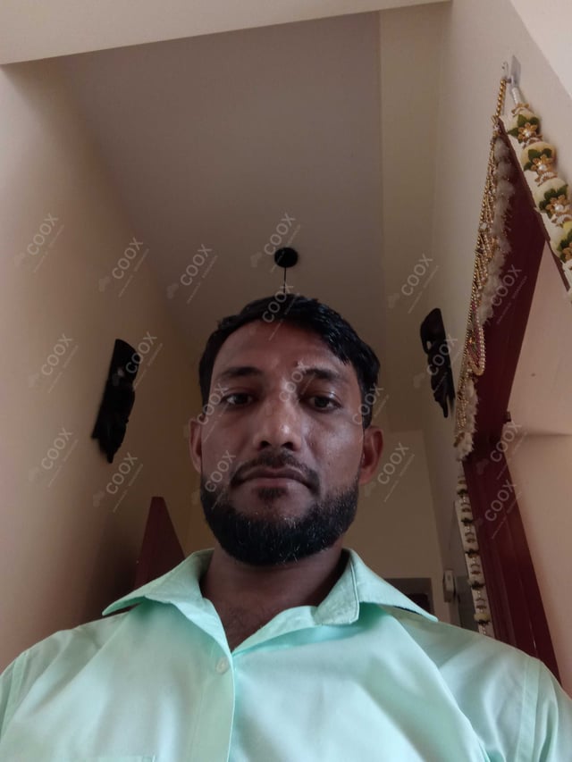 Chef from COOX at bookings. Professional cooks chefs at home