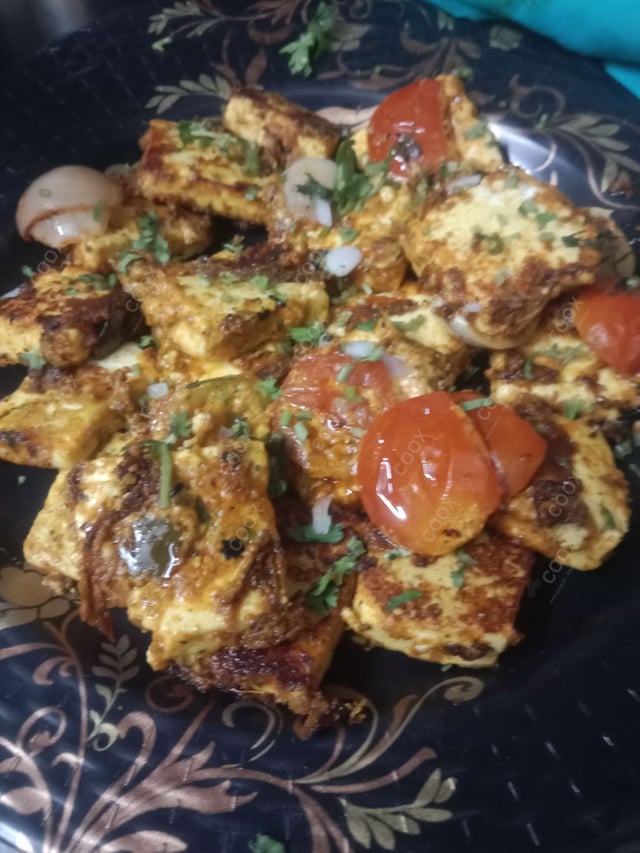 Delicious Paneer Tikka prepared by COOX