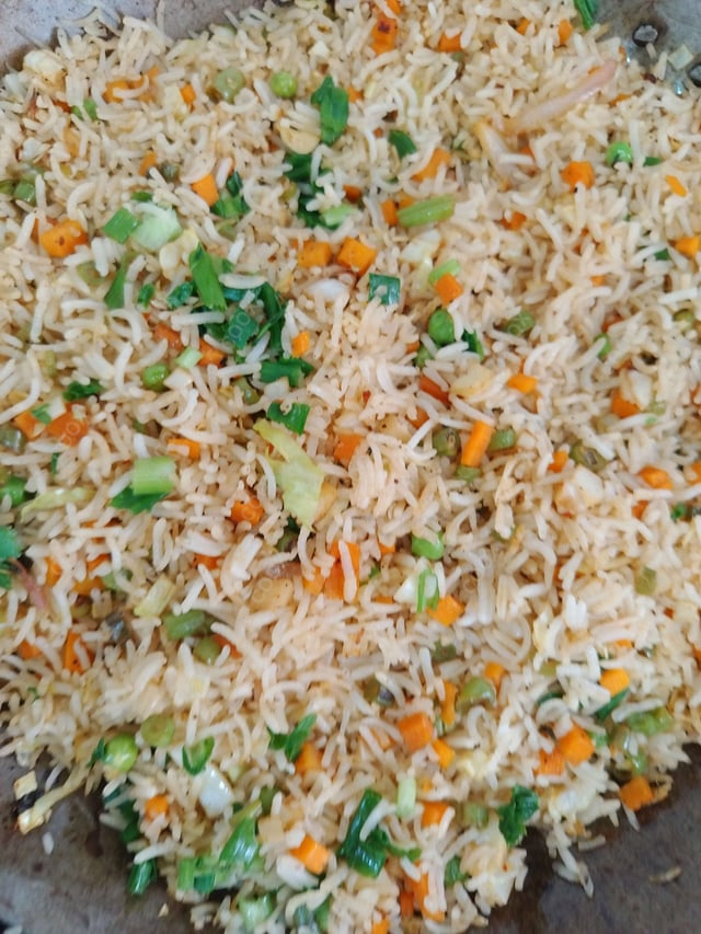 Delicious Veg Fried Rice prepared by COOX