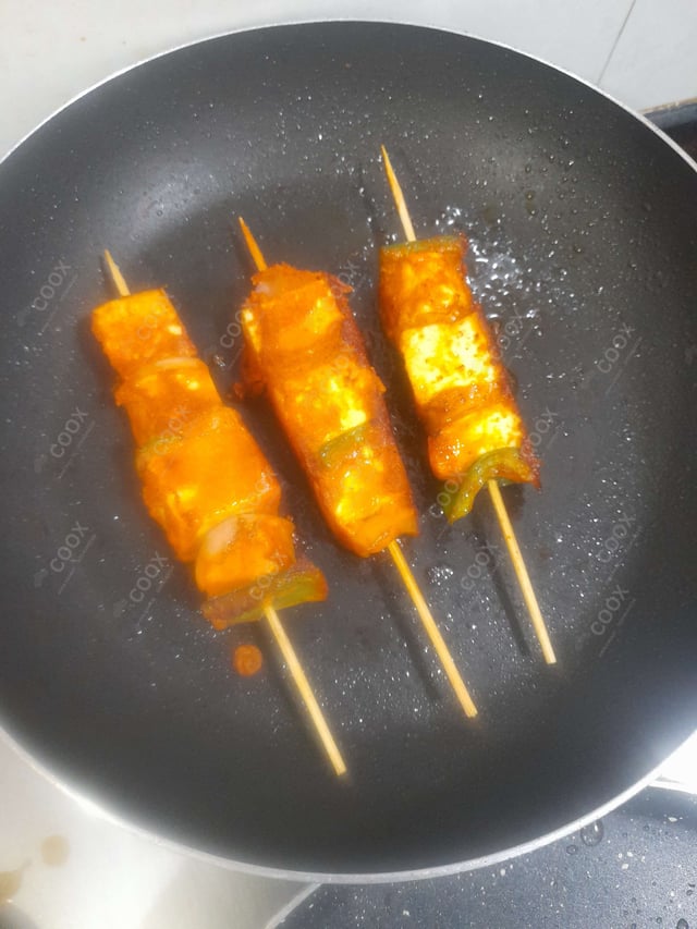 Delicious Paneer Shashlik prepared by COOX