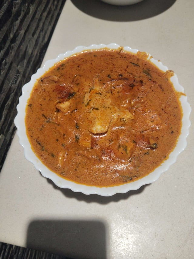 Delicious Butter Chicken prepared by COOX