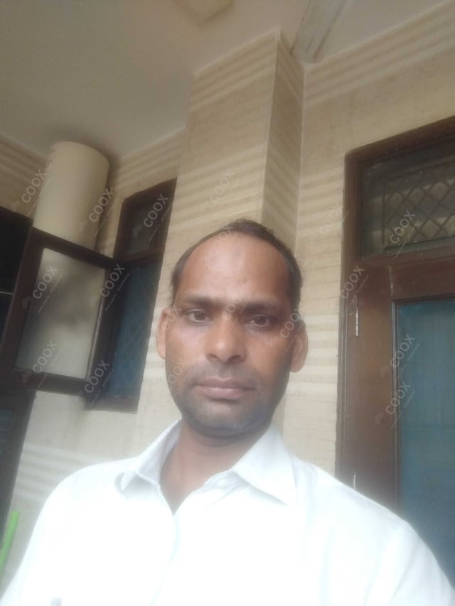 Chef from COOX at bookings. Professional cooks chefs at home