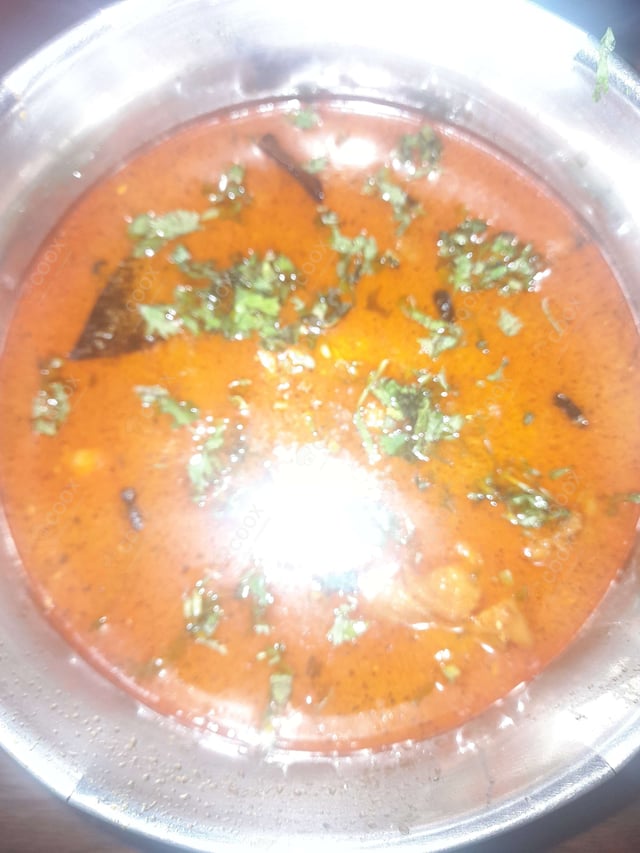 Tasty Chicken Curry cooked by COOX chefs cooks during occasions parties events at home
