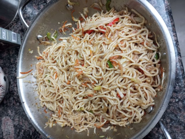 Delicious Chilli Garlic Noodles prepared by COOX