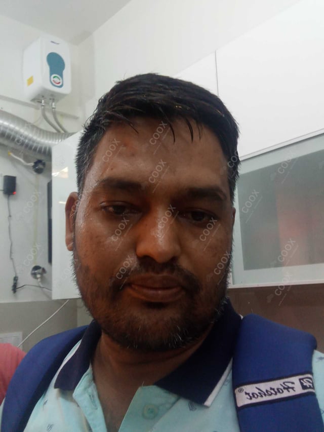 Chef from COOX at bookings. Professional cooks chefs at home