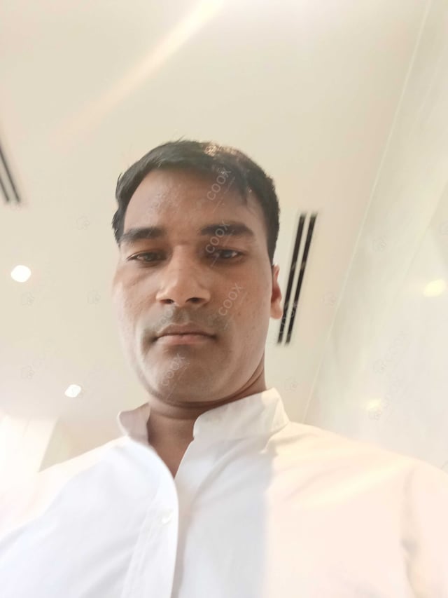 Chef from COOX at bookings. Professional cooks chefs at home