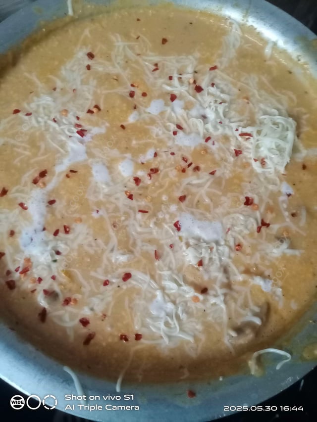 Delicious Chicken Pasta in Mix Sauce prepared by COOX