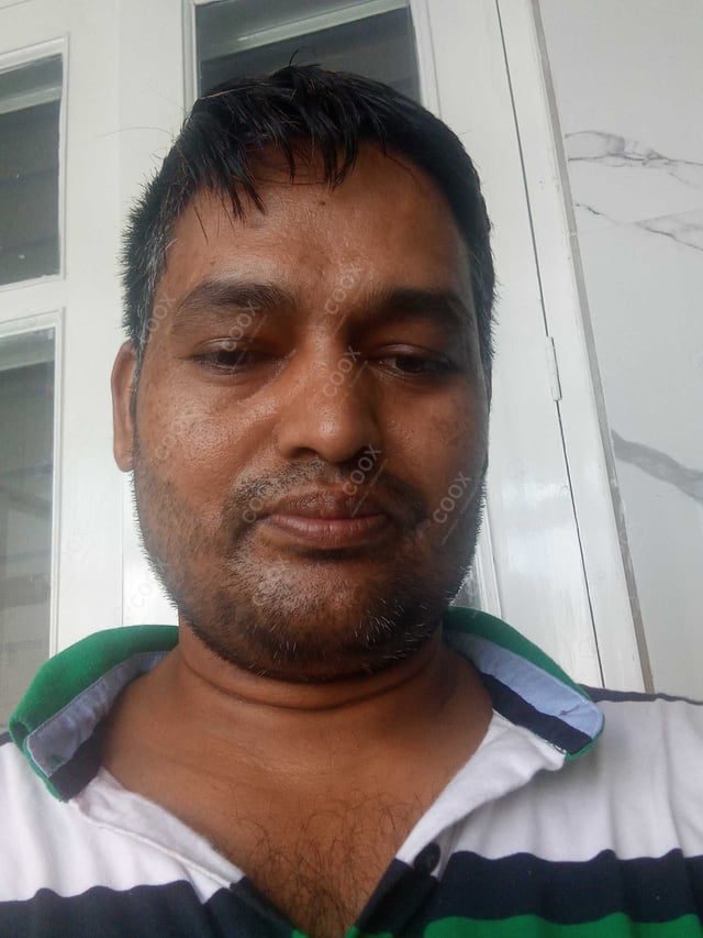 Chef from COOX at bookings. Professional cooks chefs at home