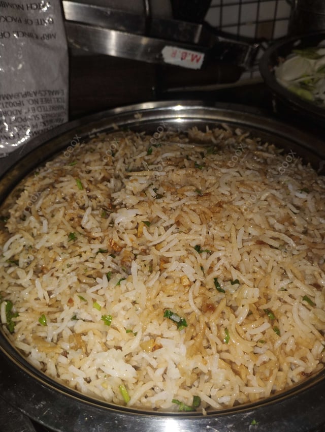 Delicious Burnt Garlic Rice prepared by COOX