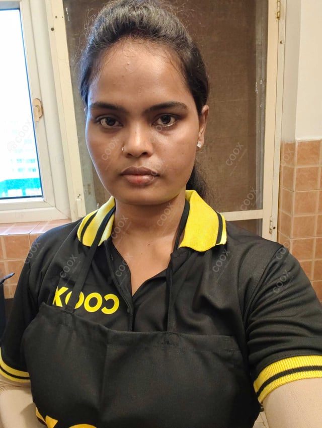 Chef from COOX at bookings. Professional cooks chefs at home