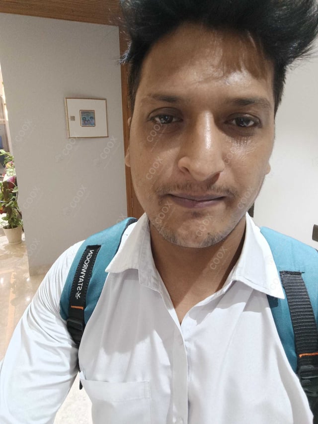 Chef from COOX at bookings. Professional cooks chefs at home