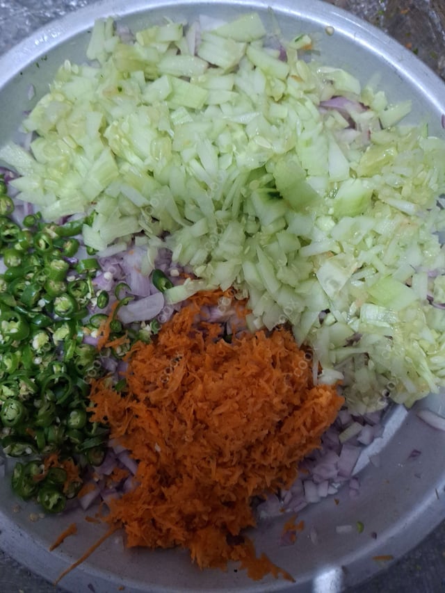 Delicious Papaya Salad prepared by COOX