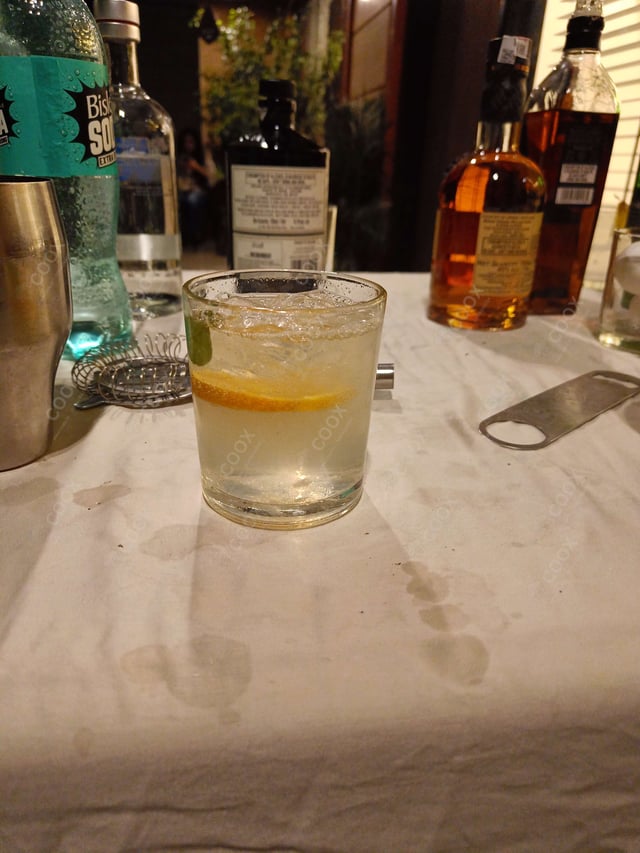 Delicious Gin & Tonic prepared by COOX