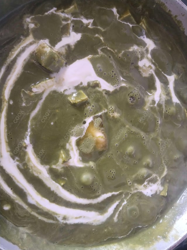 Delicious Palak Paneer prepared by COOX