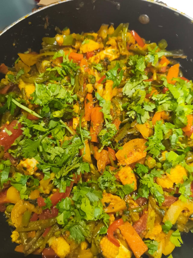 Delicious Veg Jalfrezi prepared by COOX