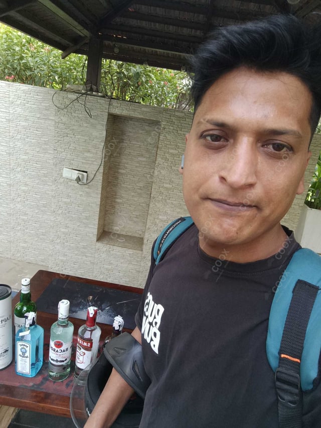 Chef from COOX at bookings. Professional cooks chefs at home