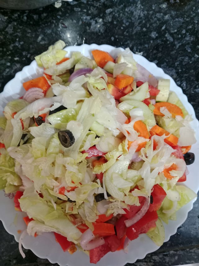 Tasty Garden Fresh Salad cooked by COOX chefs cooks during occasions parties events at home