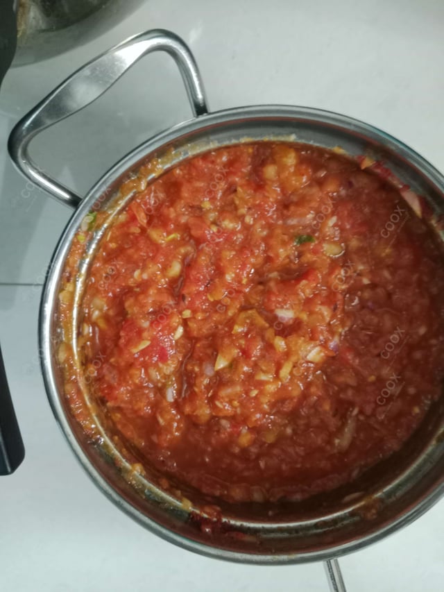 Tasty Tomato Chutney cooked by COOX chefs cooks during occasions parties events at home