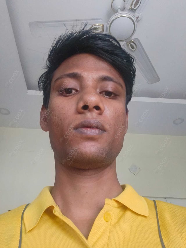 Chef from COOX at bookings. Professional cooks chefs at home