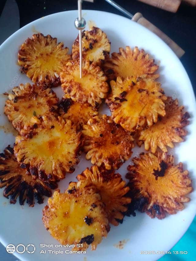 Delicious Tandoori Pineapple prepared by COOX