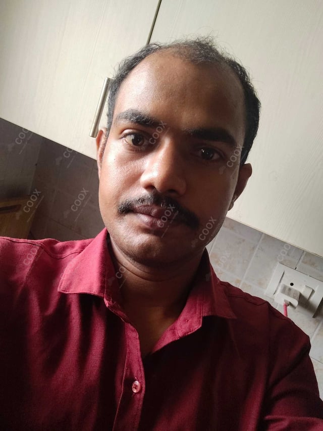 Chef from COOX at bookings. Professional cooks chefs at home