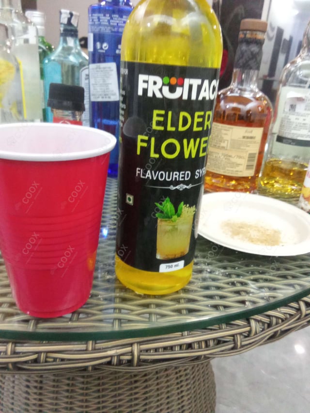 Tasty Elderflower cooked by COOX chefs cooks during occasions parties events at home