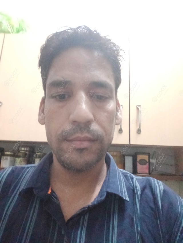 Chef from COOX at bookings. Professional cooks chefs at home