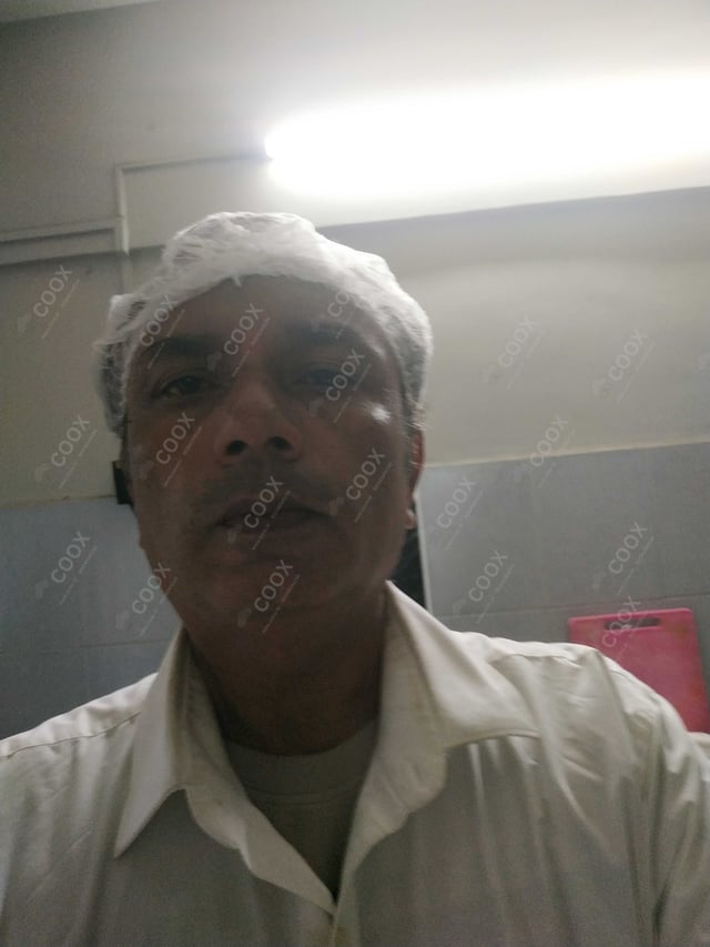 Chef from COOX at bookings. Professional cooks chefs at home