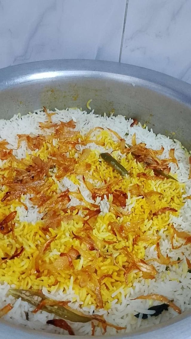 Delicious Chicken Biryani prepared by COOX