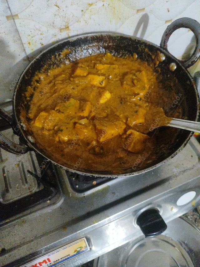 Delicious Kadhai Paneer prepared by COOX