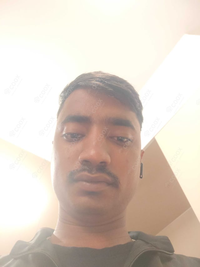 Chef from COOX at bookings. Professional cooks chefs at home