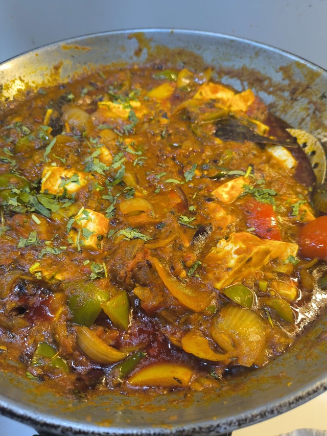 Delicious Kadhai Paneer prepared by COOX