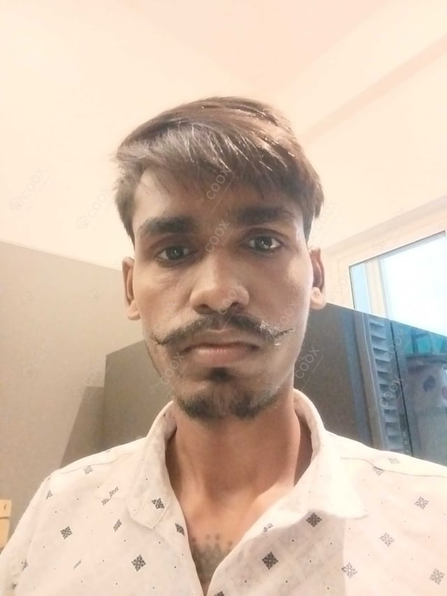 Chef from COOX at bookings. Professional cooks chefs at home