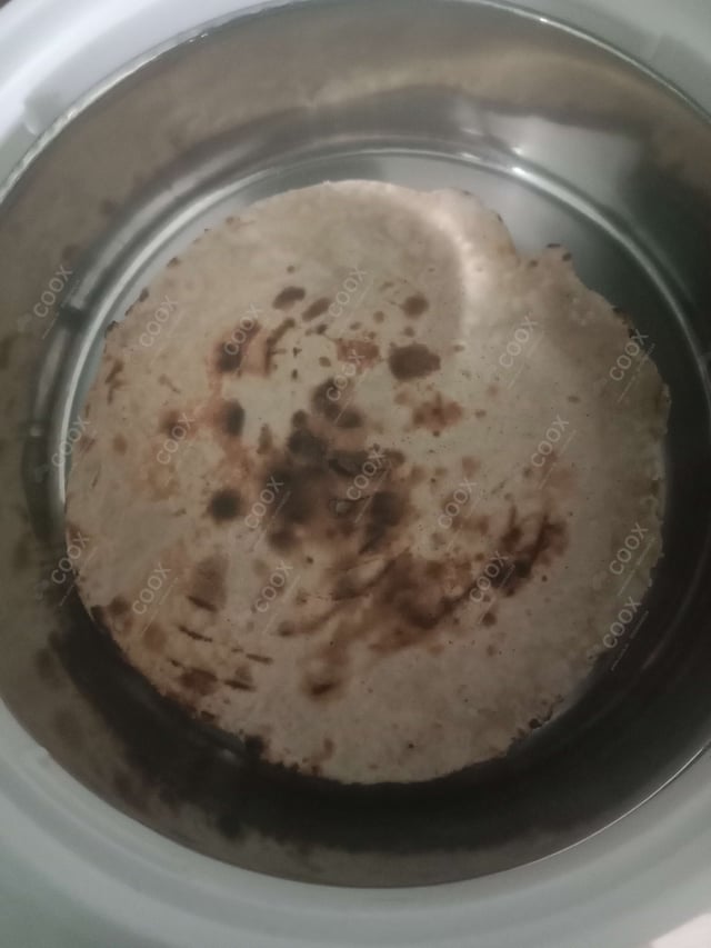 Delicious Tawa Rotis prepared by COOX