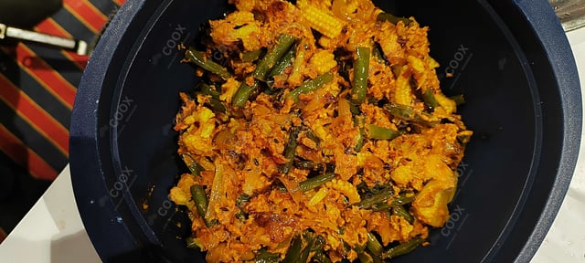 Delicious Veg Jalfrezi prepared by COOX