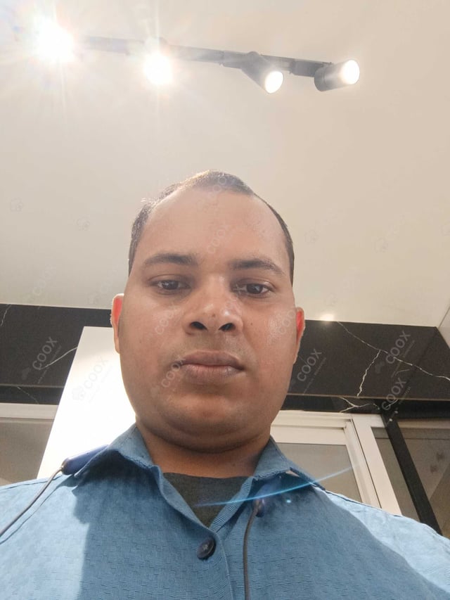 Chef from COOX at bookings. Professional cooks chefs at home