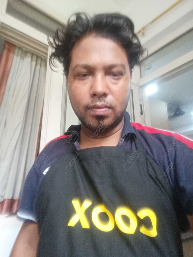 Chef from COOX at bookings. Professional cooks chefs at home