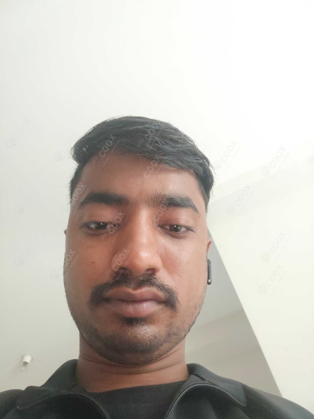 Chef from COOX at bookings. Professional cooks chefs at home