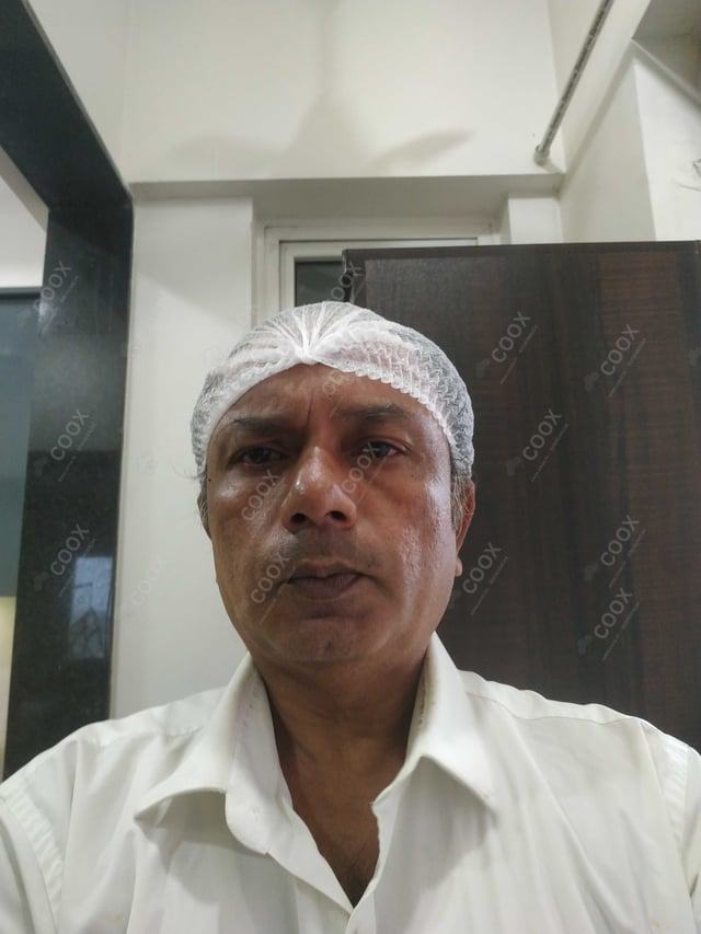 Chef from COOX at bookings. Professional cooks chefs at home